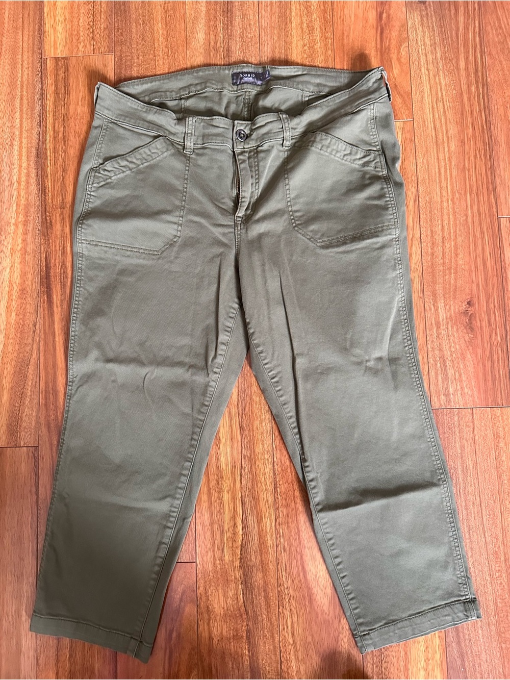 Torrid perfect utility crop olive green